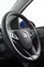 Holden Barina 2011 года